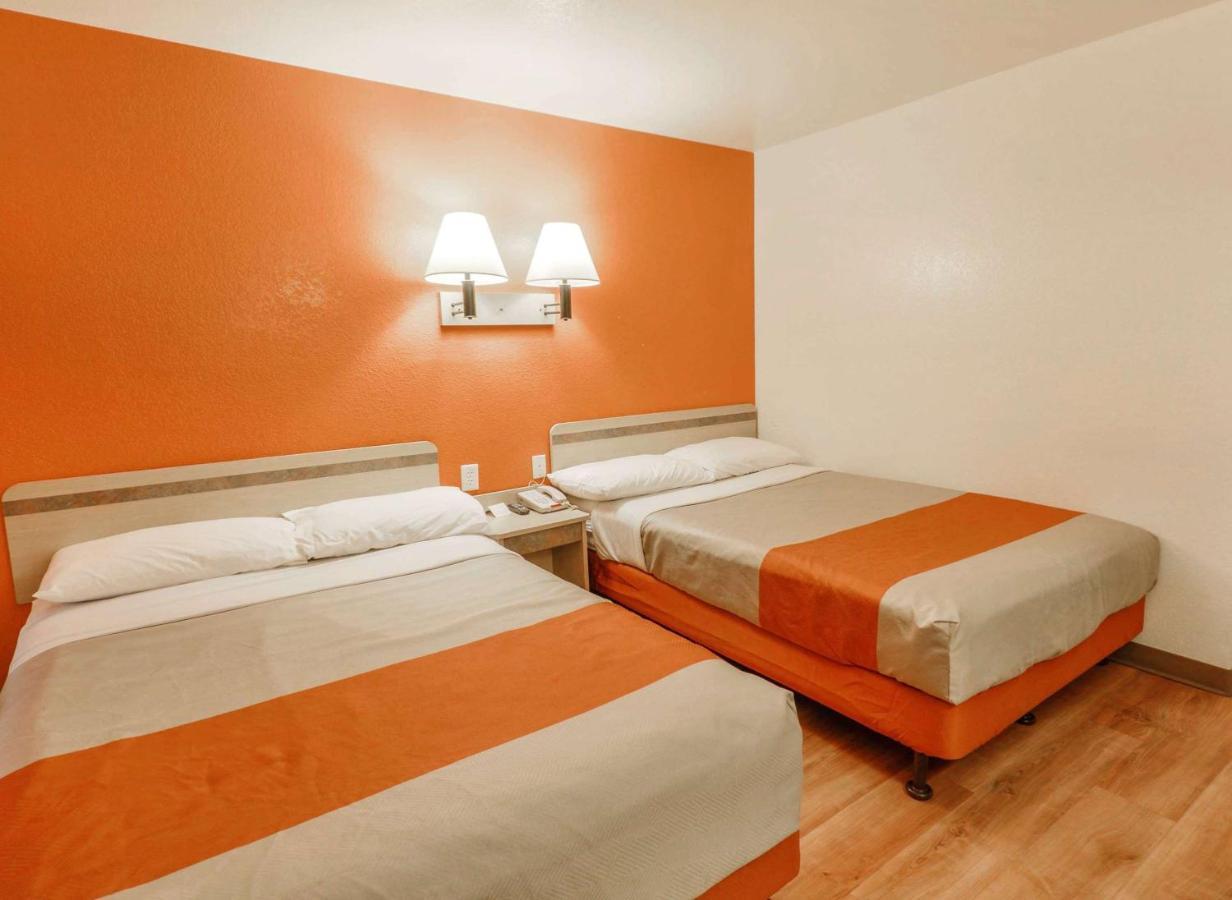 Motel 6-Huntsville, Tx Kültér fotó